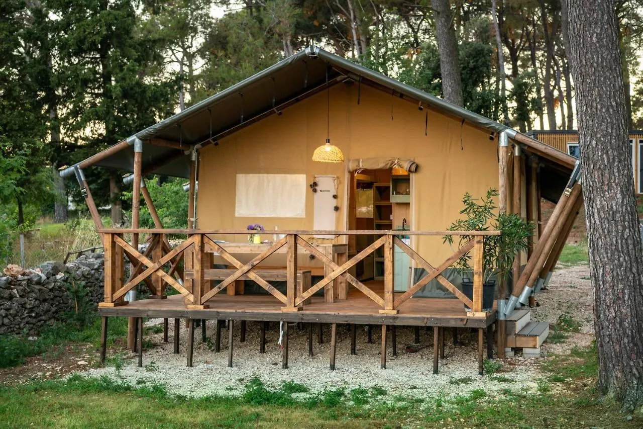 Glamping Tent Bor Barban